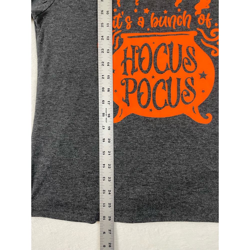 Hocus Pocus womens size medium halloween tshirt 0648 - Picture 7 of 7
